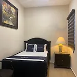 Woo Rooms Hotel